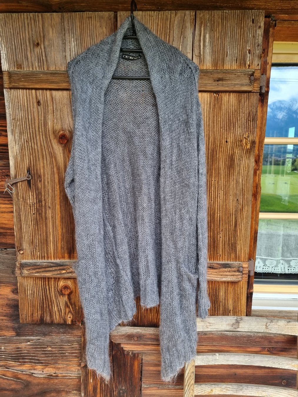 Cappotti: Esmeralda Sommerstrickmantel Gr S – Usato da Wattenwil venduto da flohdog