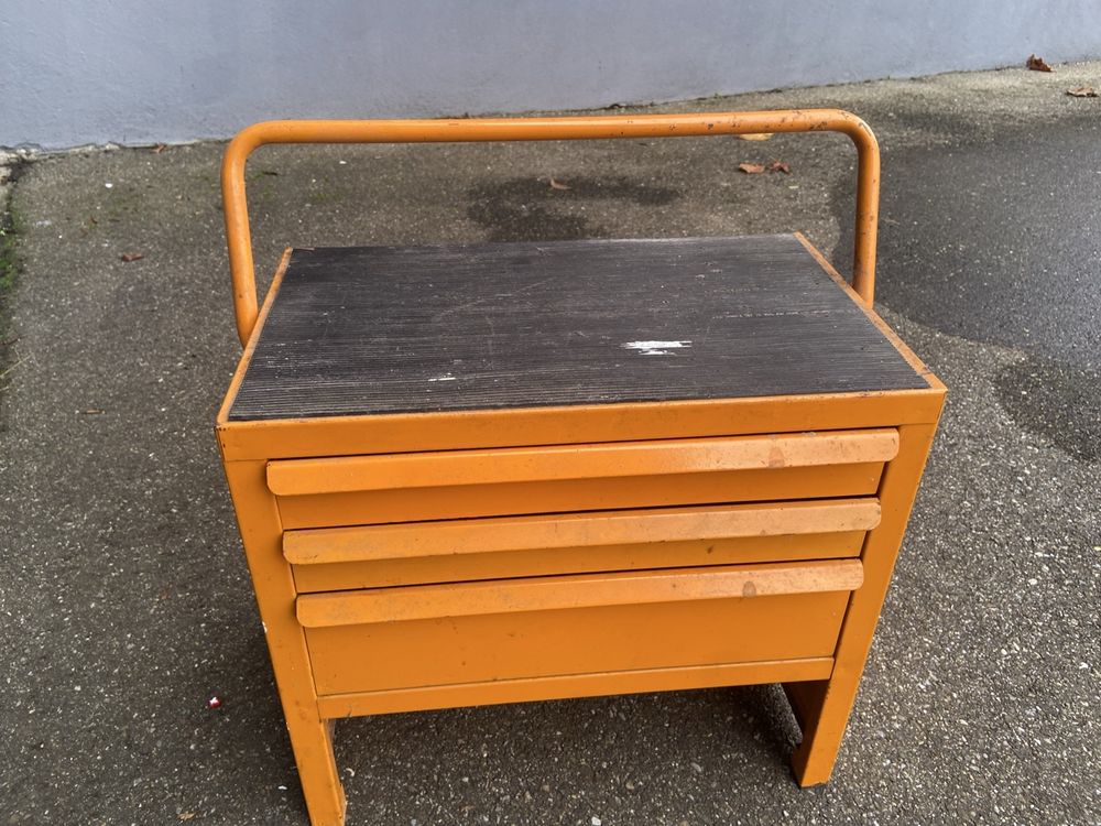 Sgabello Da Officina BGS Con Ruote - 3 Cassetti, Portata 150 Kg, Ideale Per Lavori Fai-da-te