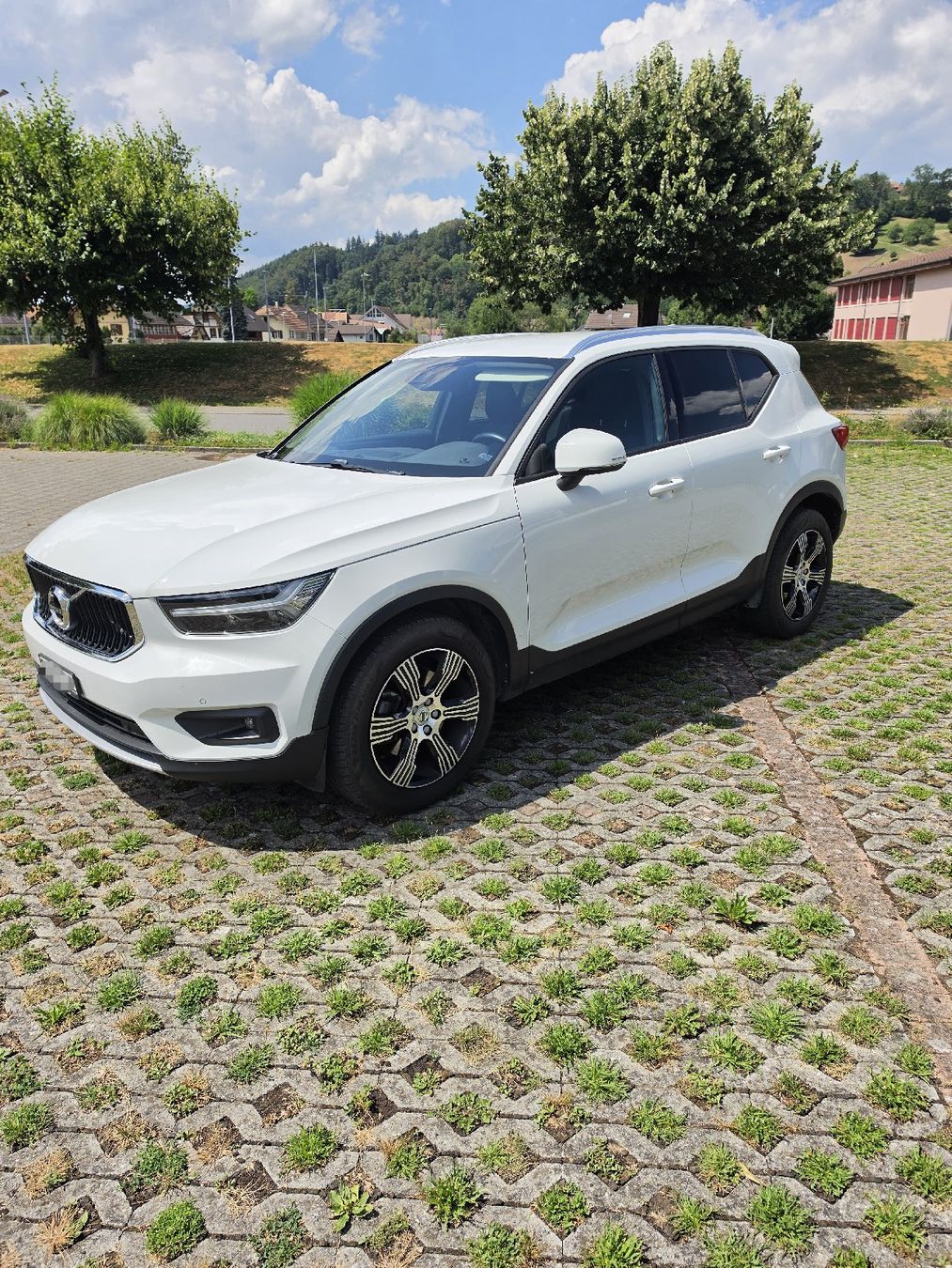 Volvo Autos: Volvo XC40 D4 AWD – D'occasion à Madiswil par Tadus1