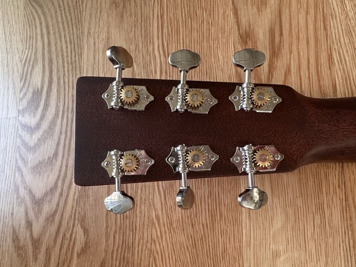 Martin & Co. Strumenti musicali: Martin D18 Gitarre – Usato da Rotkreuz venduto da A-Vic 5