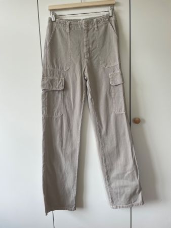 ZARA Cargo-Hose mit weitem Bein – Gr. 36 (Beige/Sand)