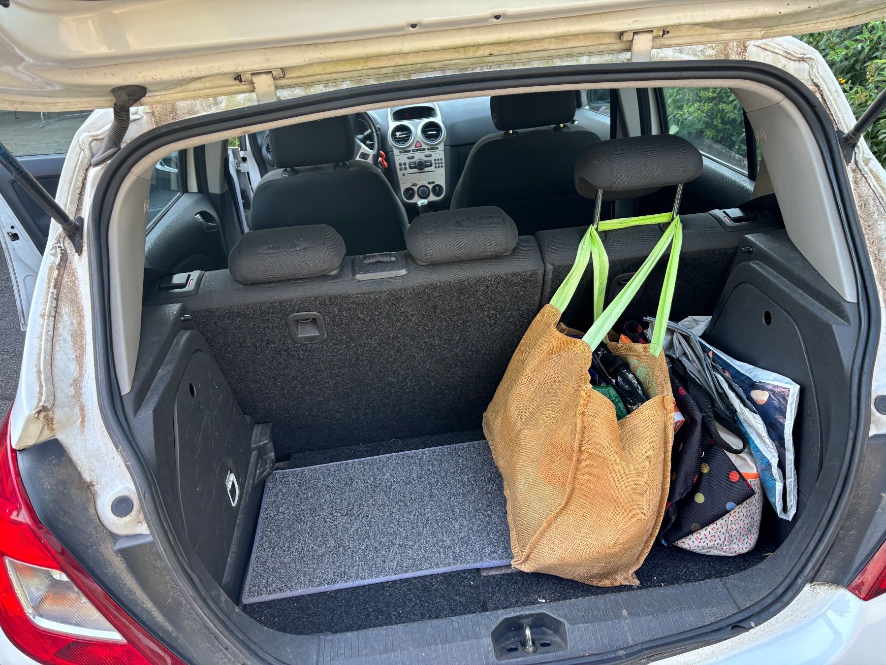 Opel Autos: Opel Corsa 1.4 essence – Gebraucht aus Petit Lancy von 2stroke1992 2