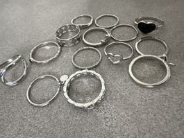 Ring Set 14 Stueck Silberfarben guter Zustand