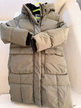 Manteau kaki d’hiver T 158