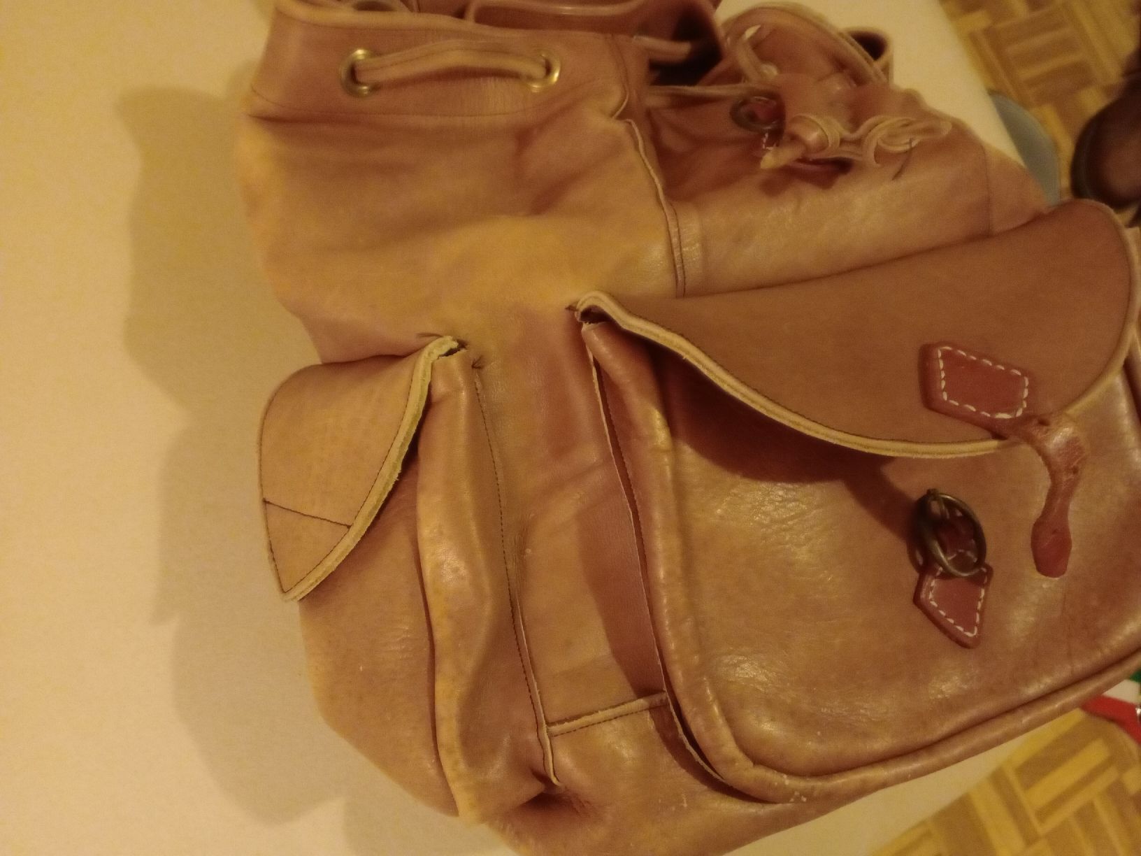 Zaini: hochwertige Lederrucksack, Top Zustand, gross – Usato da zürich venduto da sotherbies 2