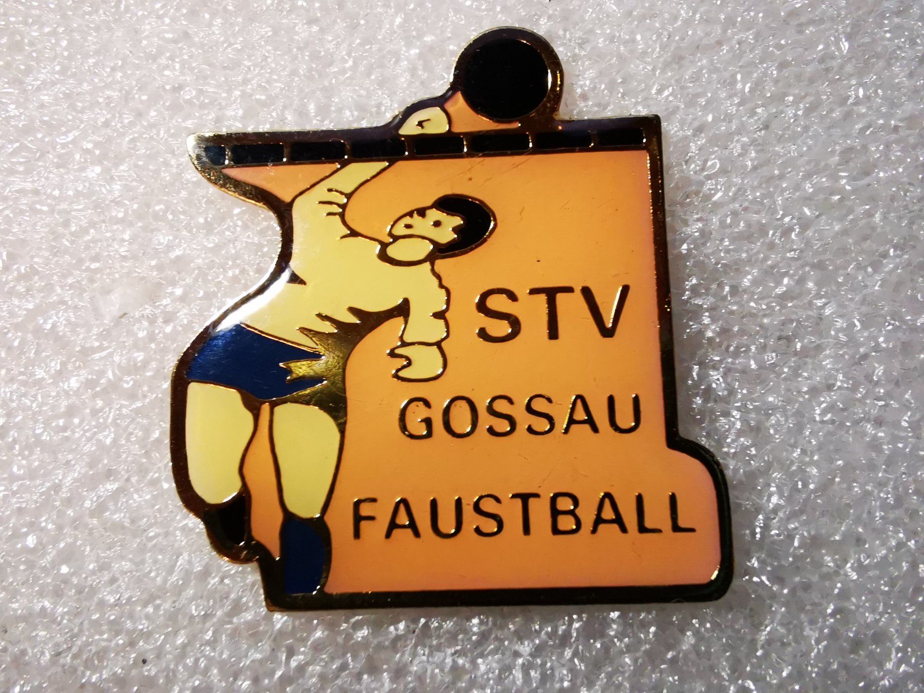 Spille & Fermagli: Ansteckpin 12: STV Gossau Faustball – Usato da Oppligen venduto da Pin-Fall-Shop