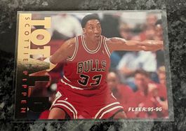 NBA Scottie Pippen Fleer Total D Card