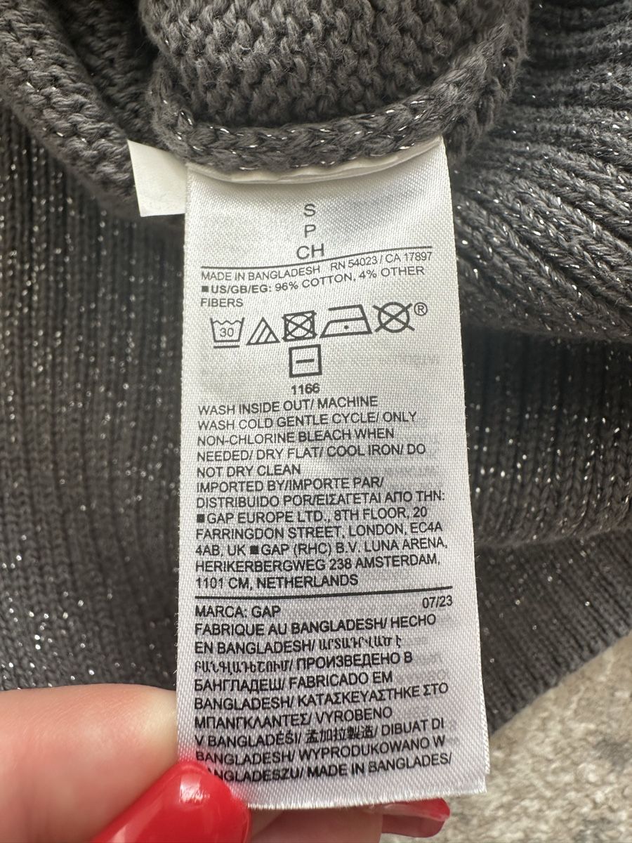 Gap Pullover & Sweatshirts: GAP Rollkragenpullover glitzrig – Neu (gemäss Beschreibung) aus Glattbrugg von SMusic98 7
