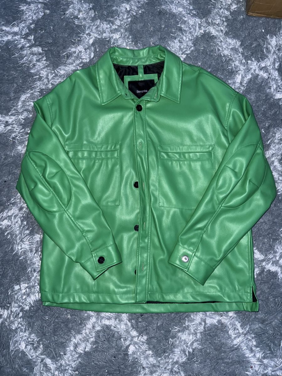 Bershka Giacche: Grüne Lederjacke, Grösse M, – Nuovo (secondo la descrizione) da Dietikon venduto da jagamel