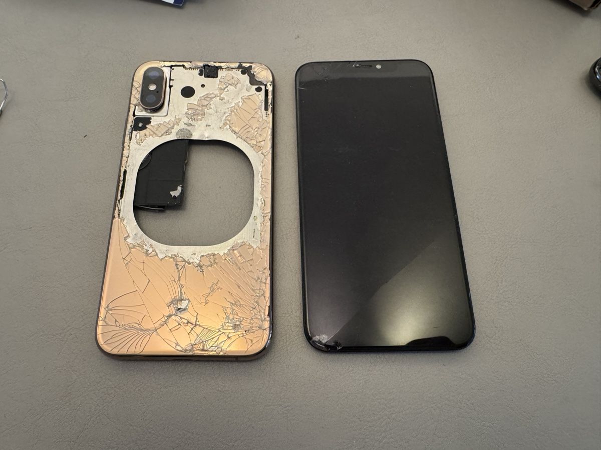 Apple Telefoni cellulari / Smartphones: iPhone XS – Difettoso da Adliswil venduto da Busys 1