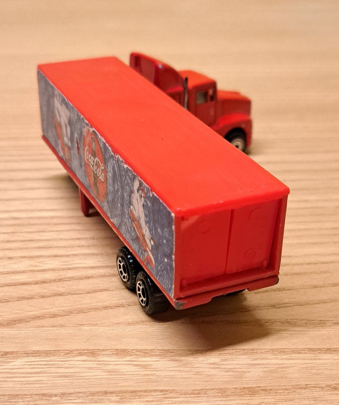 Coca-Cola Modellautos: Coca Cola Sattelschlepper Matchbox Modell – Gebraucht aus Dietlikon von kosta.katoglou 6