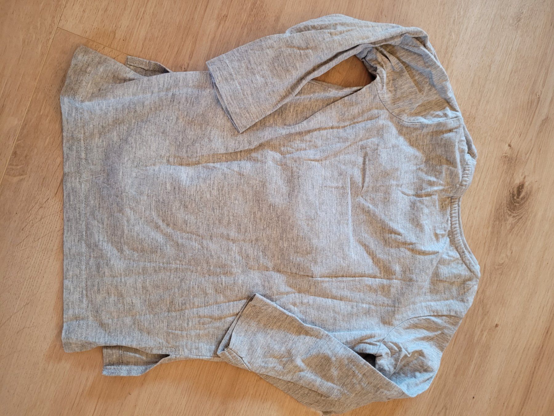 Pullover & Sweatshirts: Dünner Pullover Grösse 104 – Gebraucht aus Lupsingen von sta_wgg5 3