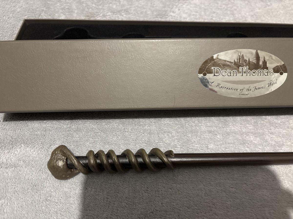 Statuette: Zauberstab Harry Potter Dean Thomas Neu mit Box – Nuovo (secondo la descrizione) da Zürich venduto da zimtstern45 1
