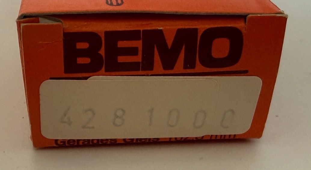 Bemo Modellini di ferrovie: Bemo Gleis gerade Art. 4281 000 – Usato da Samedan venduto da Gischpel25 2