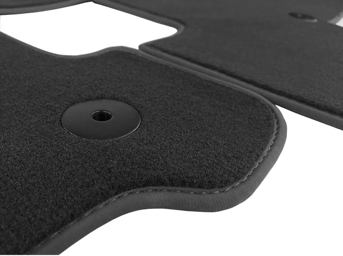 VW Teppiche / Matten: FussraumTeppich Teppiche Volkswagen VW T4 – Neu und originalverpackt aus Winikon von cabriofan01 2