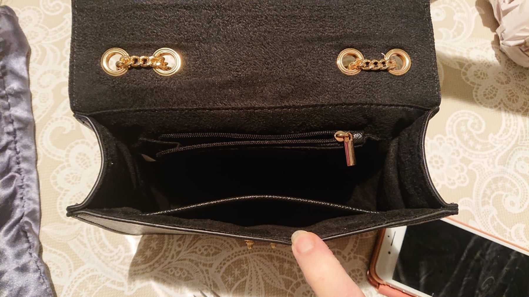 Taschen für Damen: Sac à main MADDISON noir, NEUF – Gebraucht aus Bussigny von coltroc 8