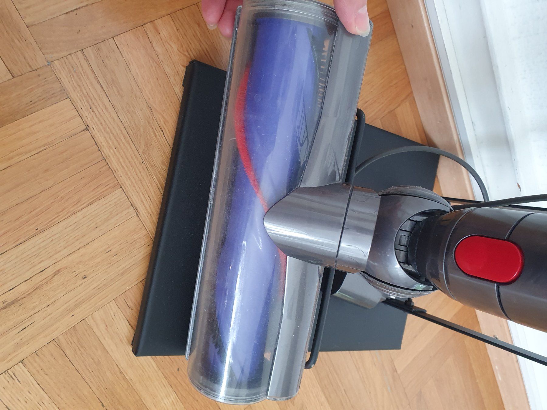 Dyson Staubsauger & Zubehör: Aspirateur Dyson V7 avec station – Gebraucht aus Prilly von RoDyRe 7