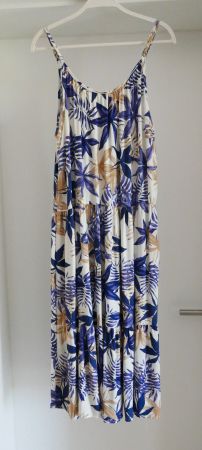 Kleid / Sommerkleid von Chicorée mit Volants, Gr. M