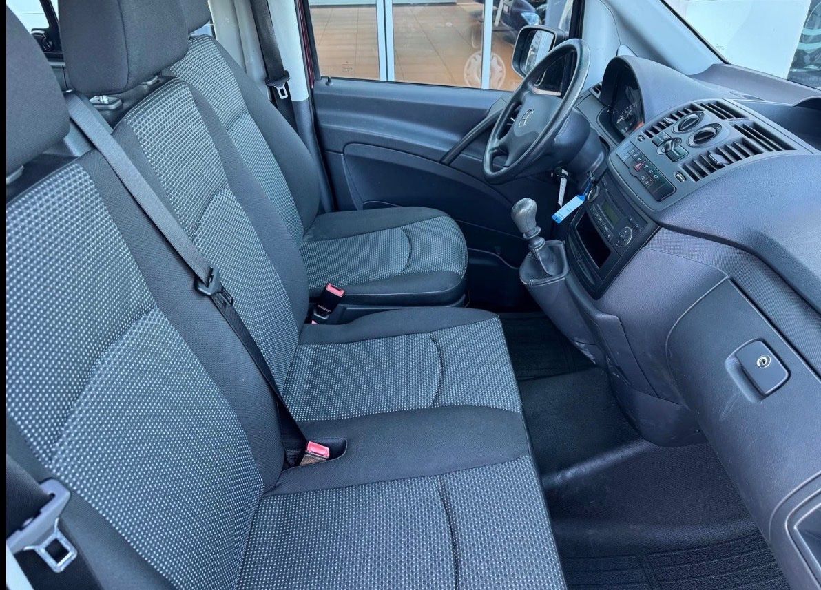 Mercedes-Benz Automobili: Mercedes-Benz Vito 113CDI Frontantrieb – Usato da Seuzach venduto da inf_tjq8 4