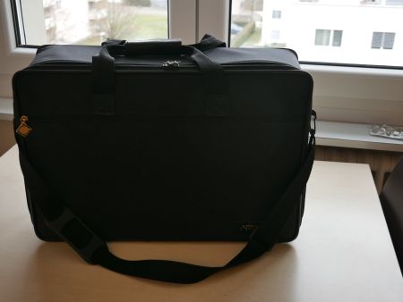 Präsentationskoffer oder Aktenkoffer mit 8 Einsätzen
