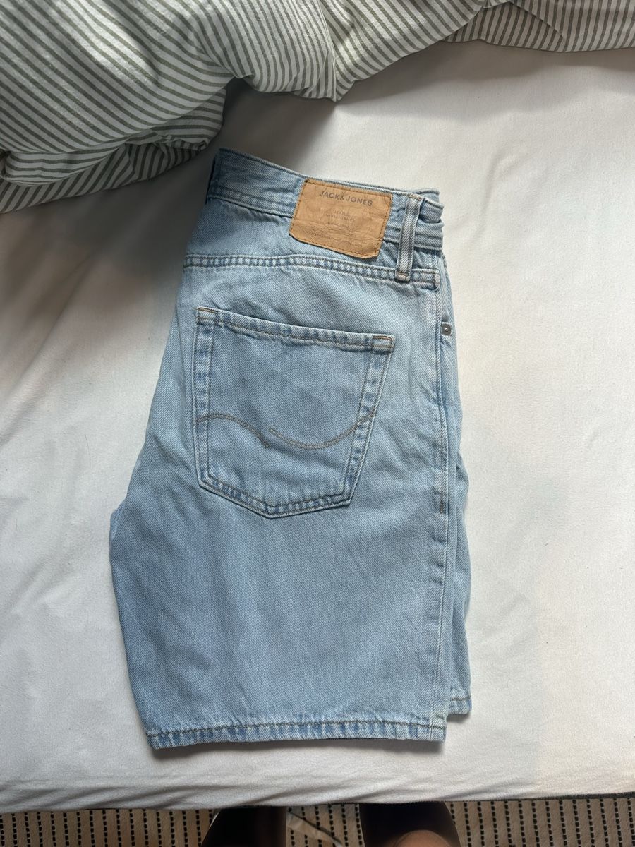 Jack & Jones Jeans: Jeans Shorts Jack & Jones – Usato da Grafstal venduto da jes_t6s7 3