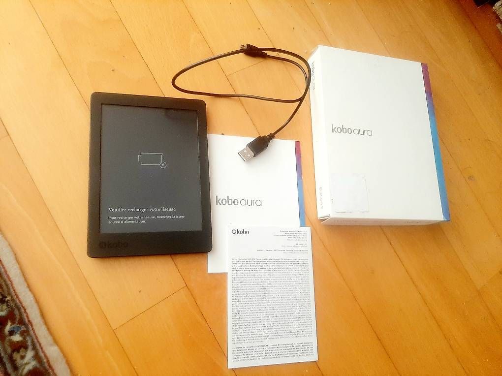 Kobo Tablettes PC: Liseuse Kobo aura 2e édition – D'occasion à lausanne par bluestone02