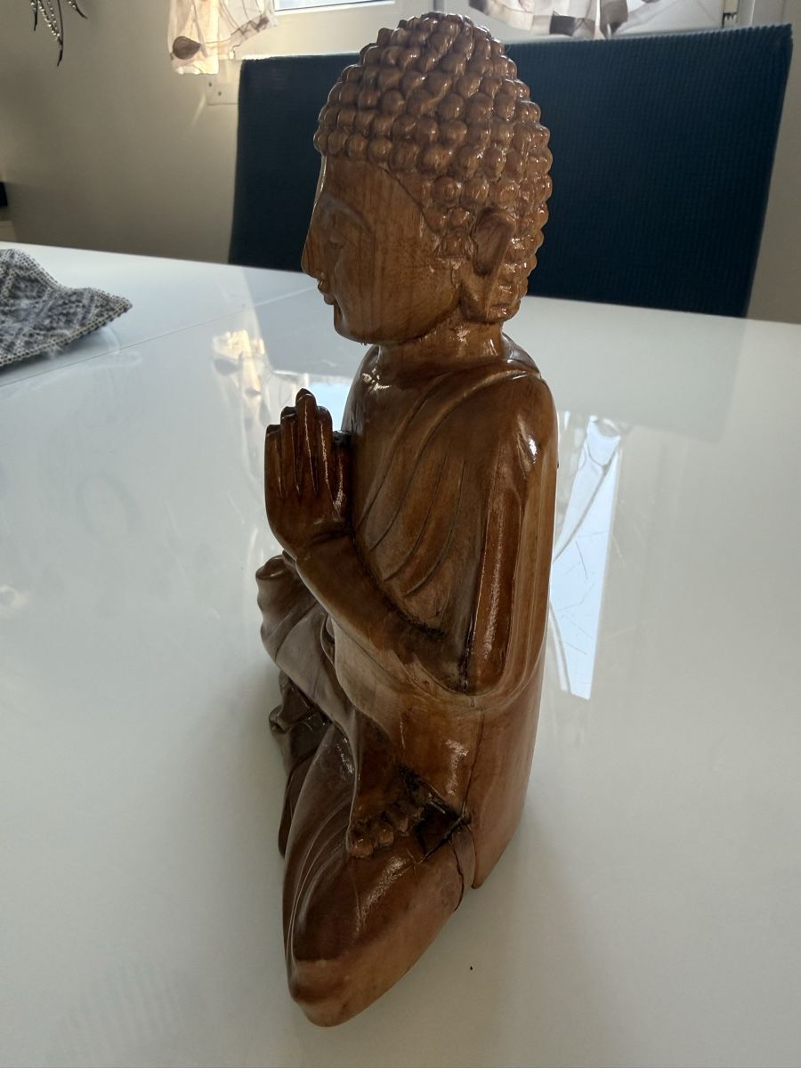 Statuette: Boudha en bois sculpté taille 20 cm – Nuovo (secondo la descrizione) da Lausanne venduto da Doudoutze 1