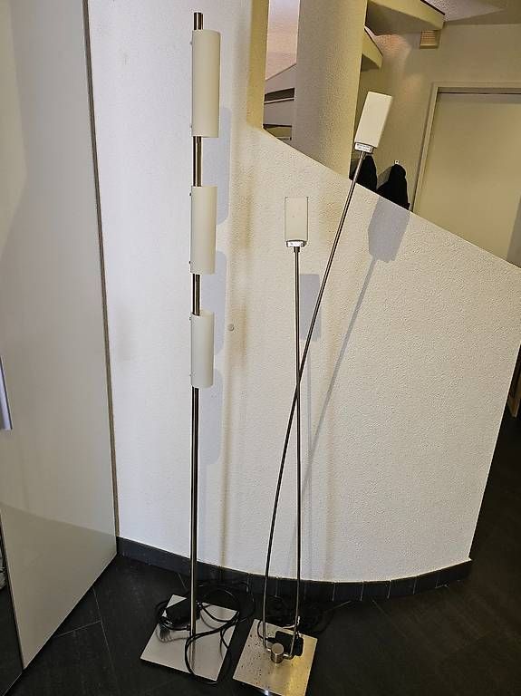 Lampes: 2 Stehlampen – D'occasion à Samstagern par Esposto