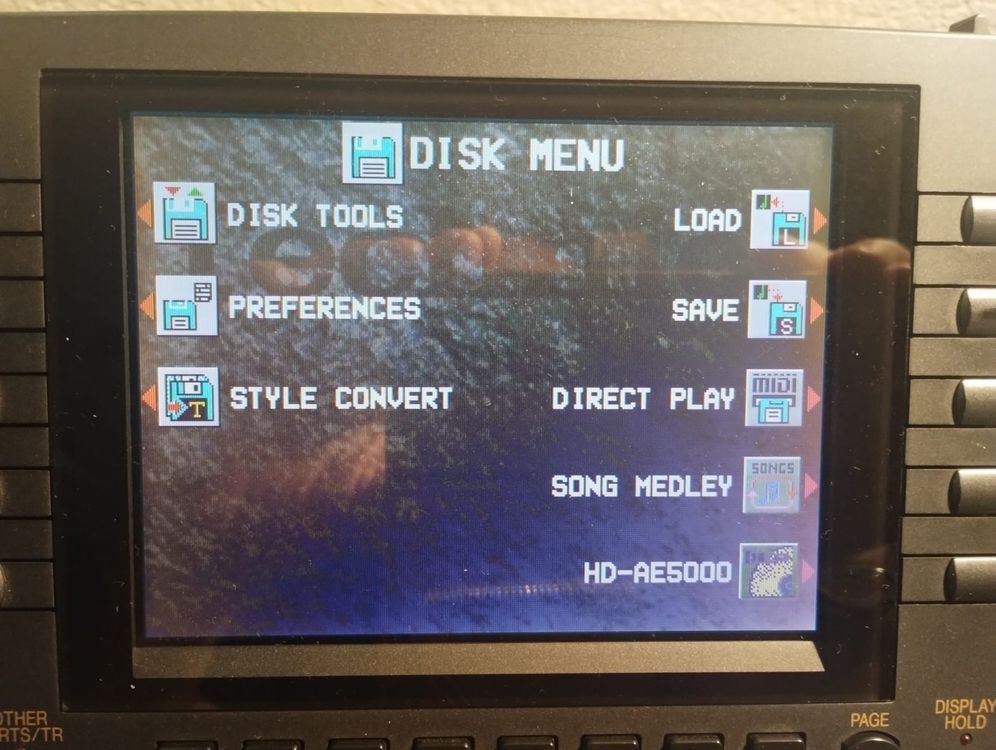 Technics Strumenti musicali: Technics SX-KN5000 mit Harddisc und Koffer – Usato da Weisslingen venduto da Dmusikus 7