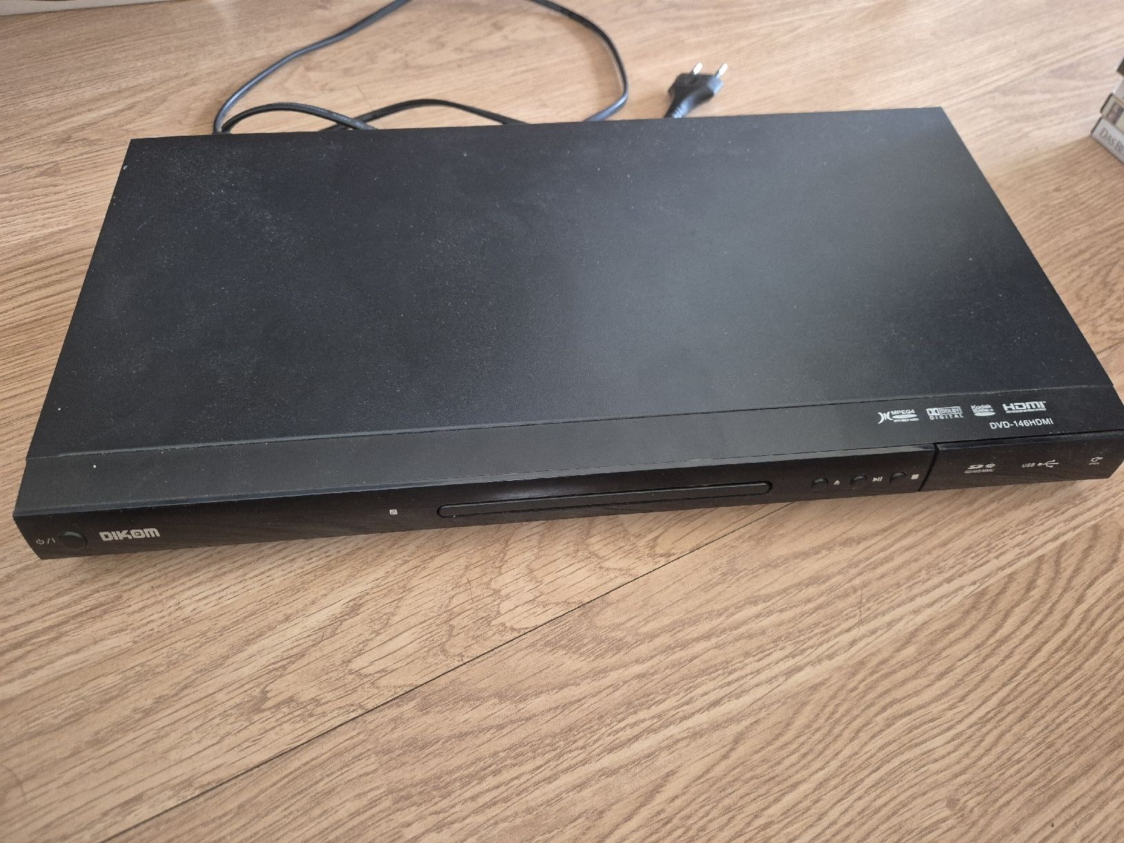 Tutti i DVDs: 32 DVDs inklusive DVD player – Usato da Flumenthal venduto da SilvanSchmutz 1