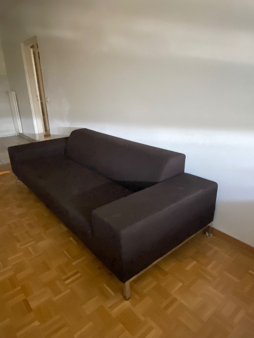 Sofas: Sofa 3 places – D'occasion à Genève par Ne-le1203 1