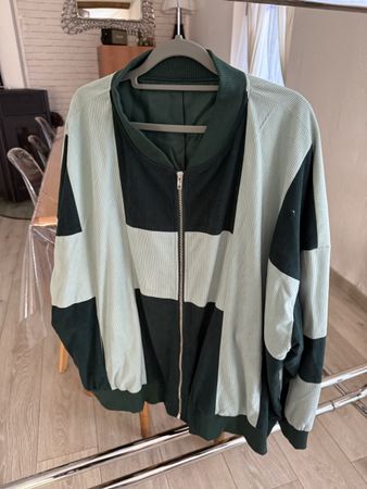 Veste bomber en velours côtelé verte et blanche