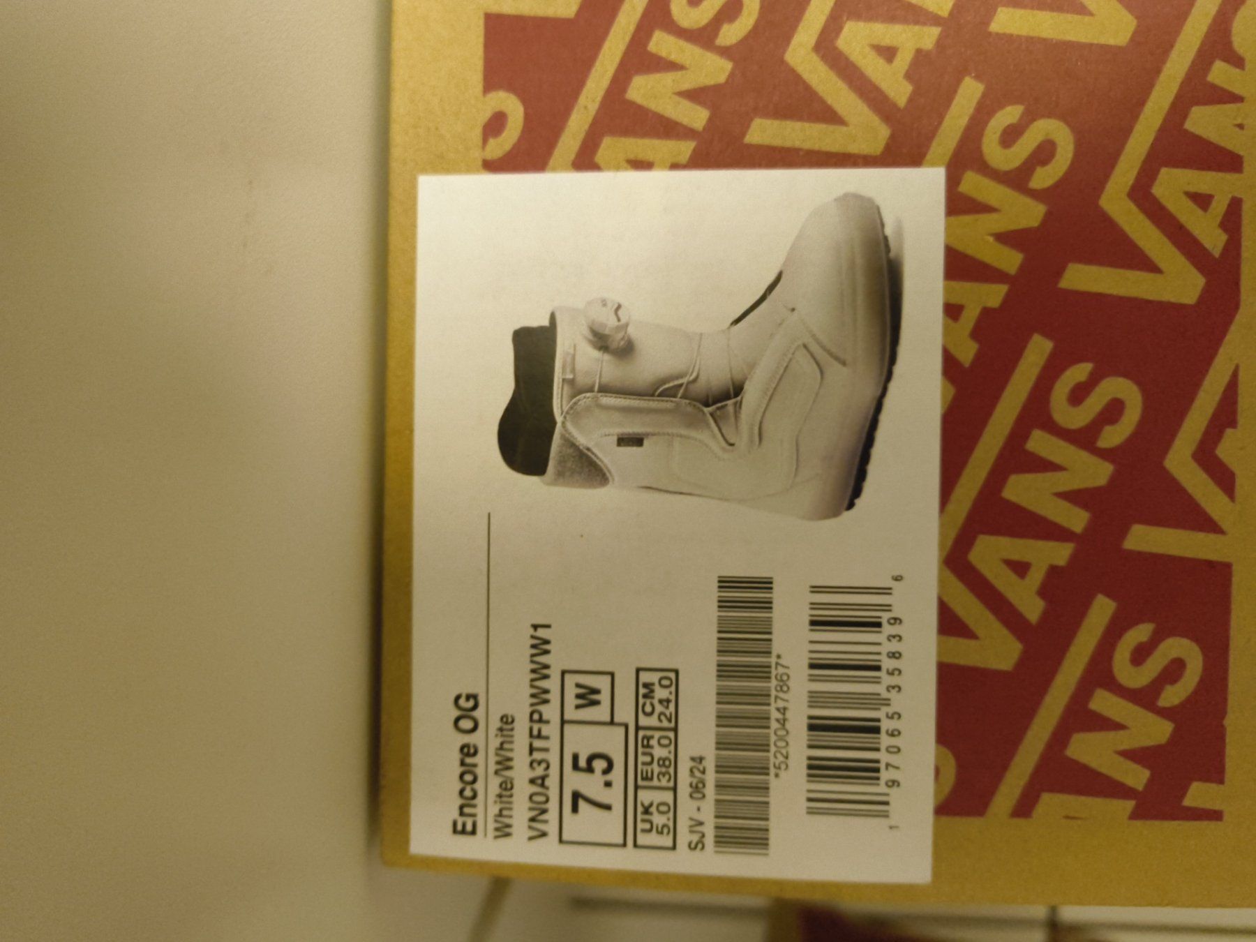 Vans Damenschuhe: Vans Encore OG Snowboard Boots - weiss, Grösse 38 – Neu und originalverpackt aus Uitikon Waldegg von PJLS1 5