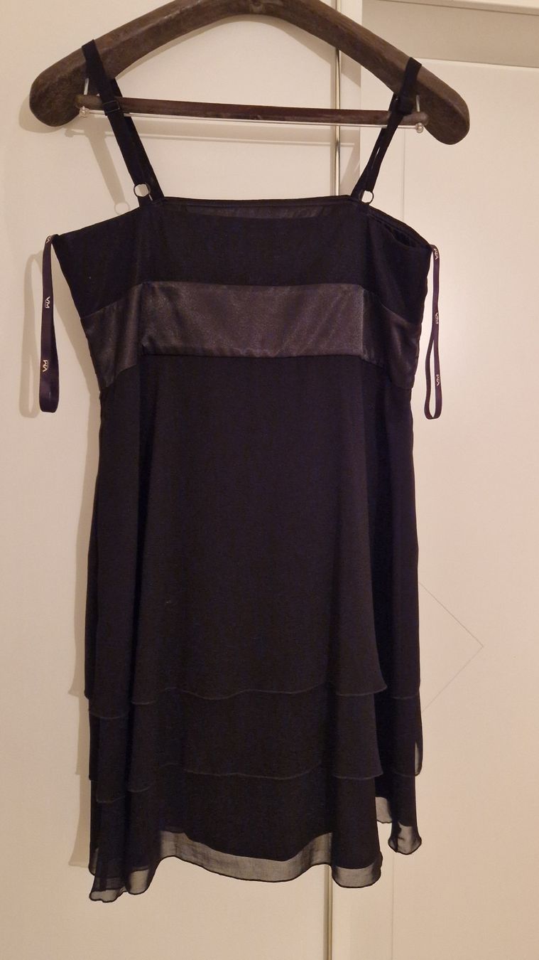 Kleider: Vera Mont- Schwarzes Abendkleid - Grösse 44 – Neu (gemäss Beschreibung) aus Bünzen von Milly32 1