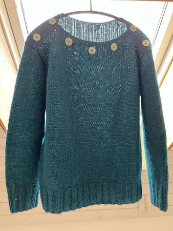 Damenpullover handgestrickt