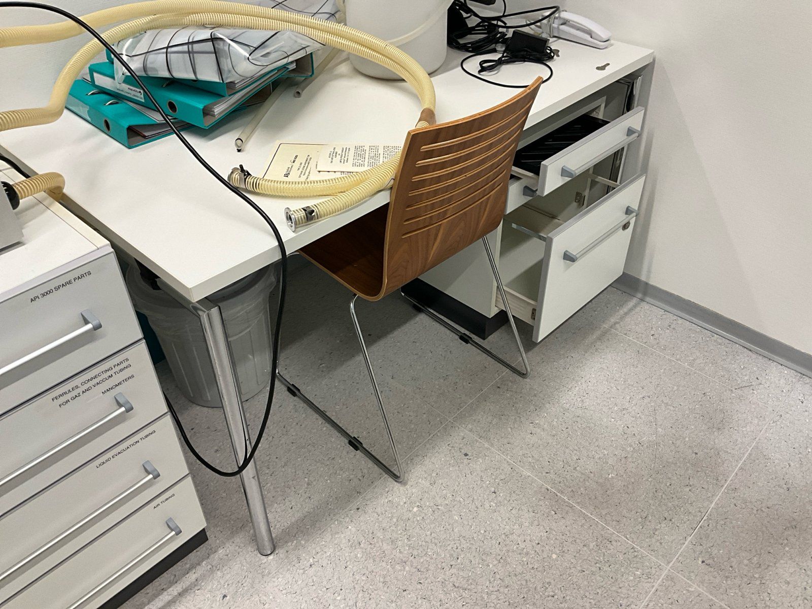 Scrivanie: Hochwertige Büromöbel – Usato da Zürich venduto da PIPM_Switzerland 1