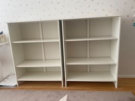 2 weisse  IKEA  Bücherregale , sehr guter Zustand