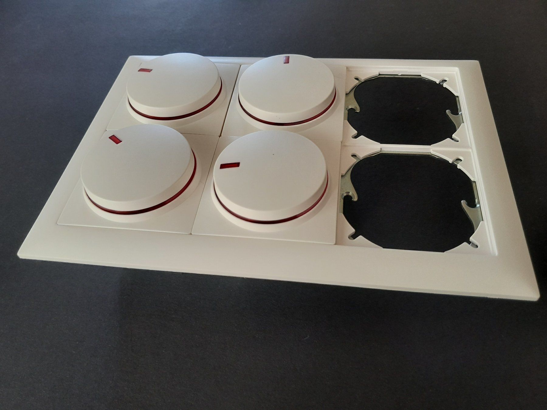 ABB Interruttori: ABB Dimmer UR-110-508 4 Stk. – Usato da Zürich venduto da raphahello 1