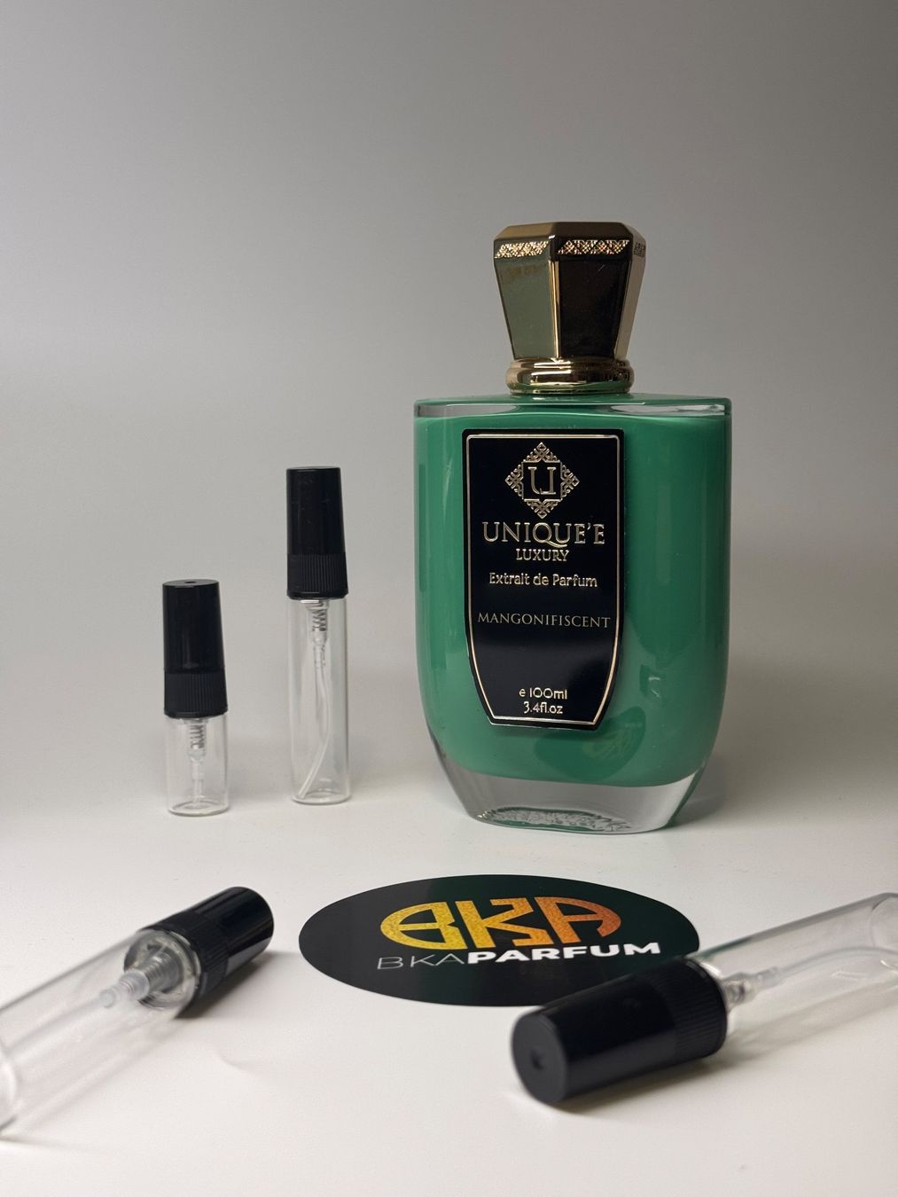 Profumi & Eau de Toilette: Uniquee Luxury - Mangonifiscent - 5ml decant / probe – Nuovo (secondo la descrizione) da Le Lignon venduto da bkaparfum