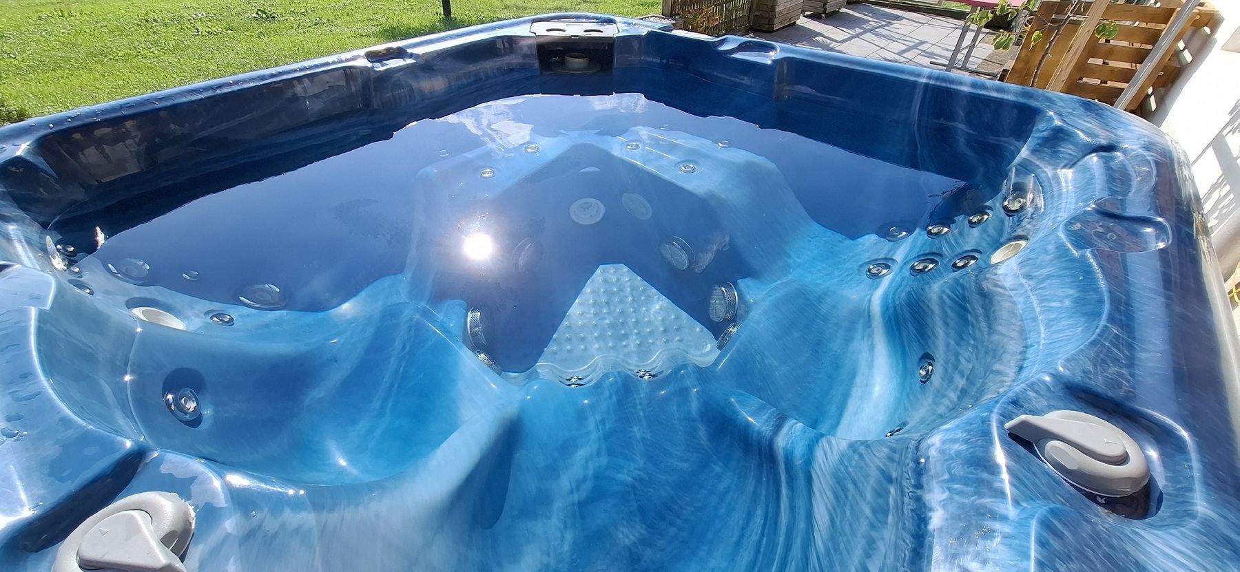 Whirlpool: Whirlpool zu verkaufen – Gebraucht aus Giswil von ChristianObwalden 7