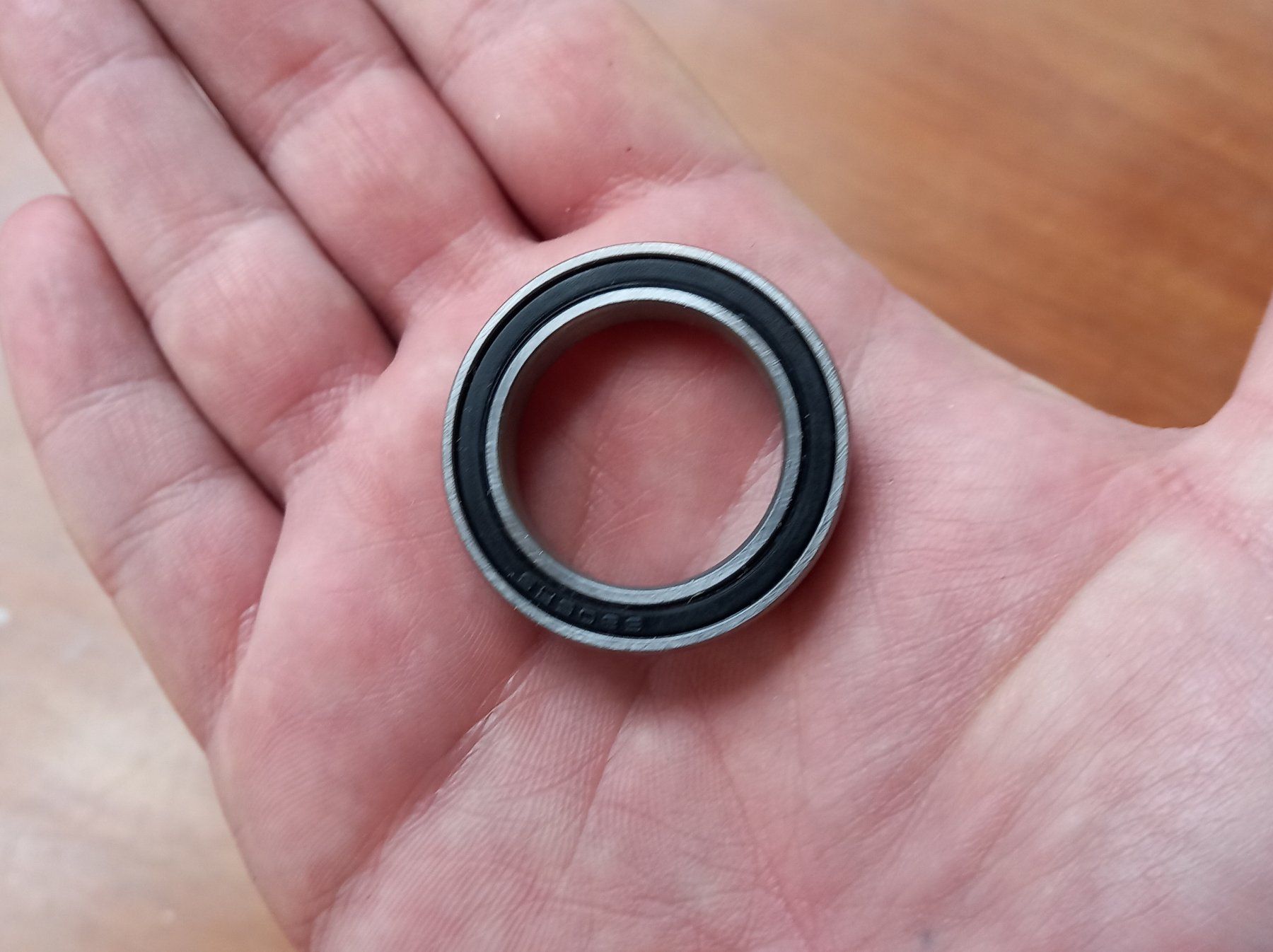 Kugellager: 20x Kugellager 6803-2RS - roulements à billes – Neu und originalverpackt aus Bussigny von batishop