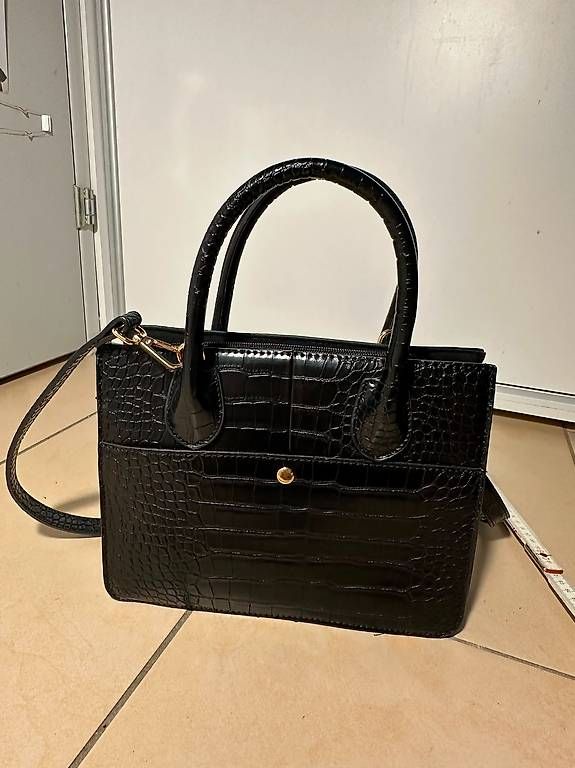Sacs femmes: Even&Odd Umhänge- / Handtasche – D'occasion à Schlieren par S_Dragon
