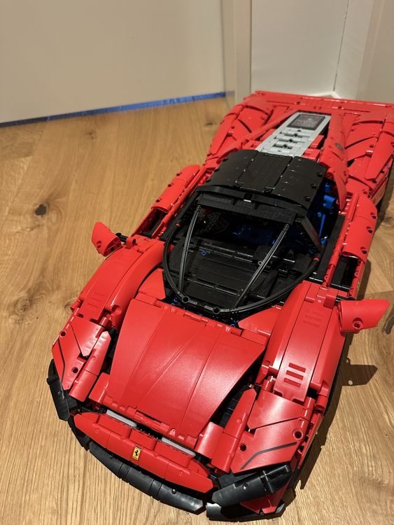 Lego Technik Ferrari Daytona 2