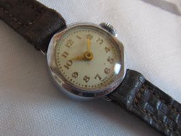 Vintage Armbanduhr "Swiss Made" ab Fr. 1.-- (#5)
