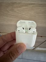 Apple AirPods Kopfhörer mit Ladecase weiss gebraucht