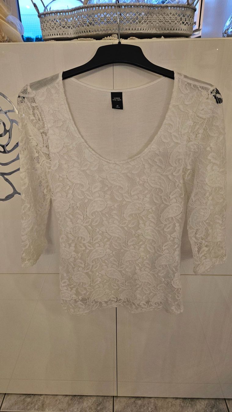 Top: Spitzentop Gr. 36 Spitze Weiss Spitzenshirt – Usato da Gossau ZH venduto da fashiontwo