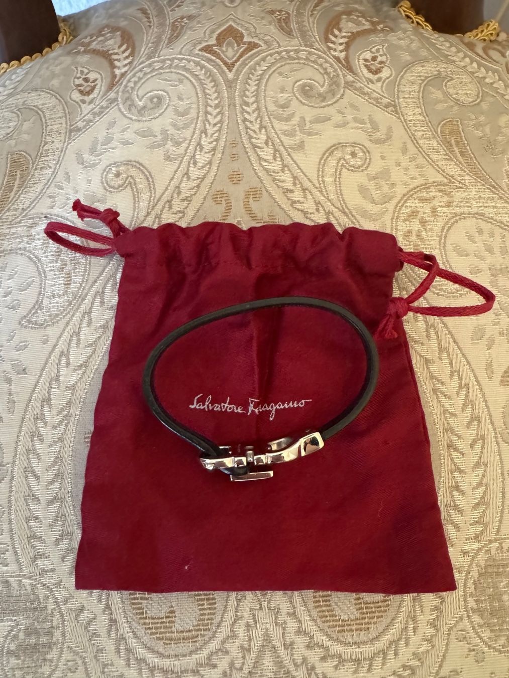 Salvatore Ferragamo Bracciali & Braccialetti: Salvatore Ferragamo Leather Bracelet – Usato da Lausanne venduto da sjc_8xtb 2