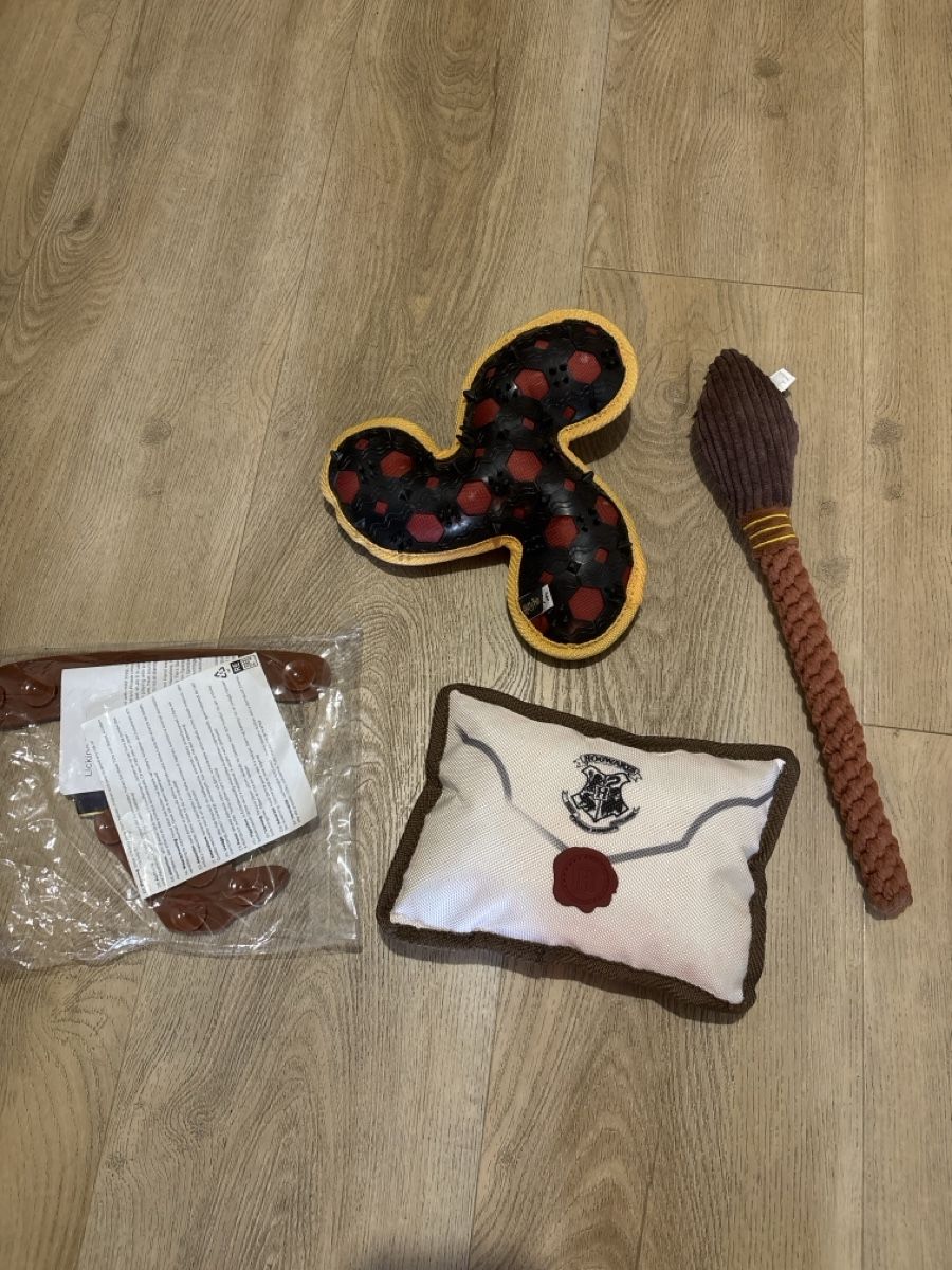 Giocattoli: Harry Potter Hunde Paket alles Neu – Nuovo (secondo la descrizione) da Zürich venduto da zimtstern45 4