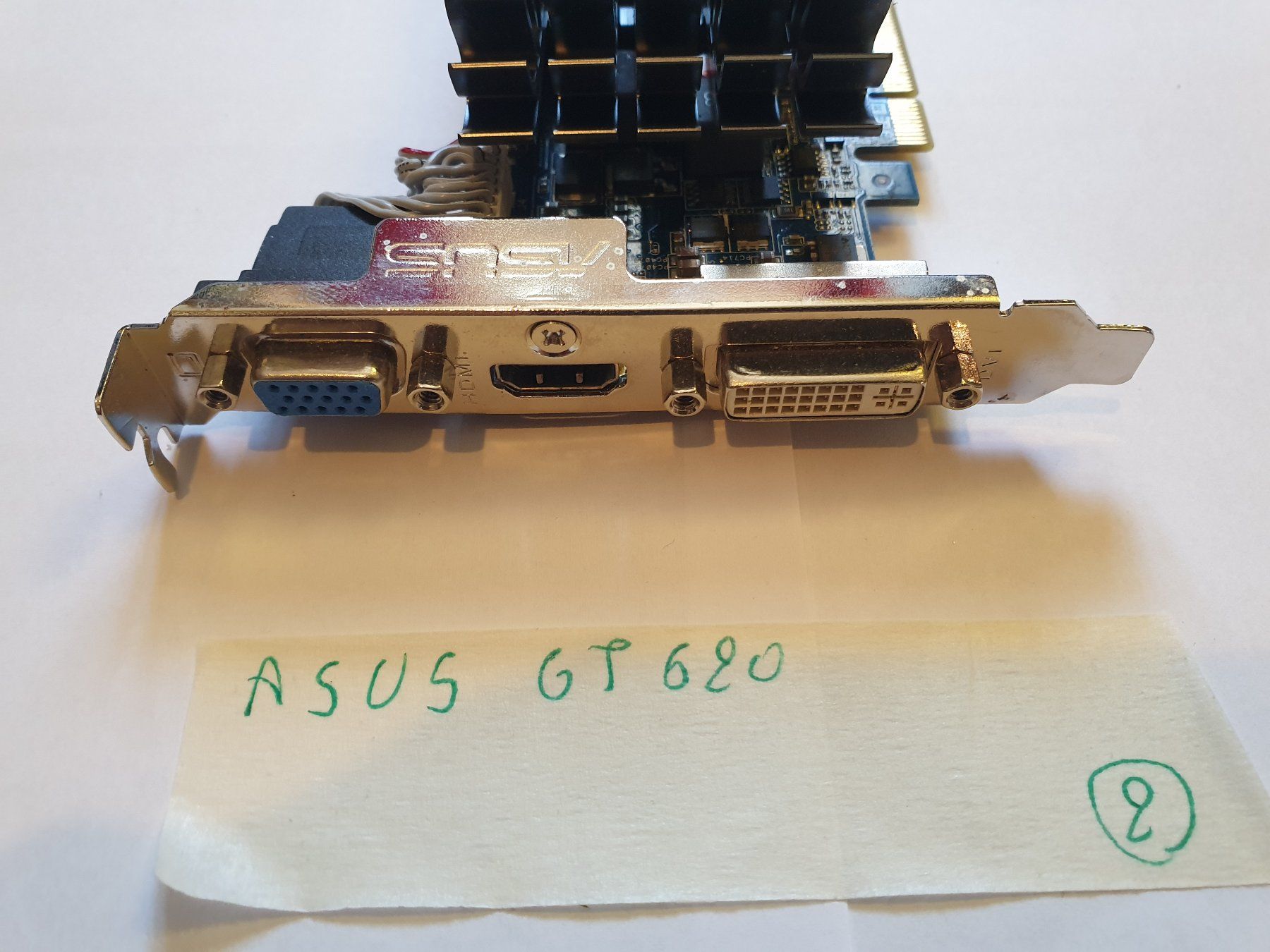 Asus Schede grafiche: Carte Graphique Asus GT 620 Silent – Usato da Moudon venduto da Triscele9 2