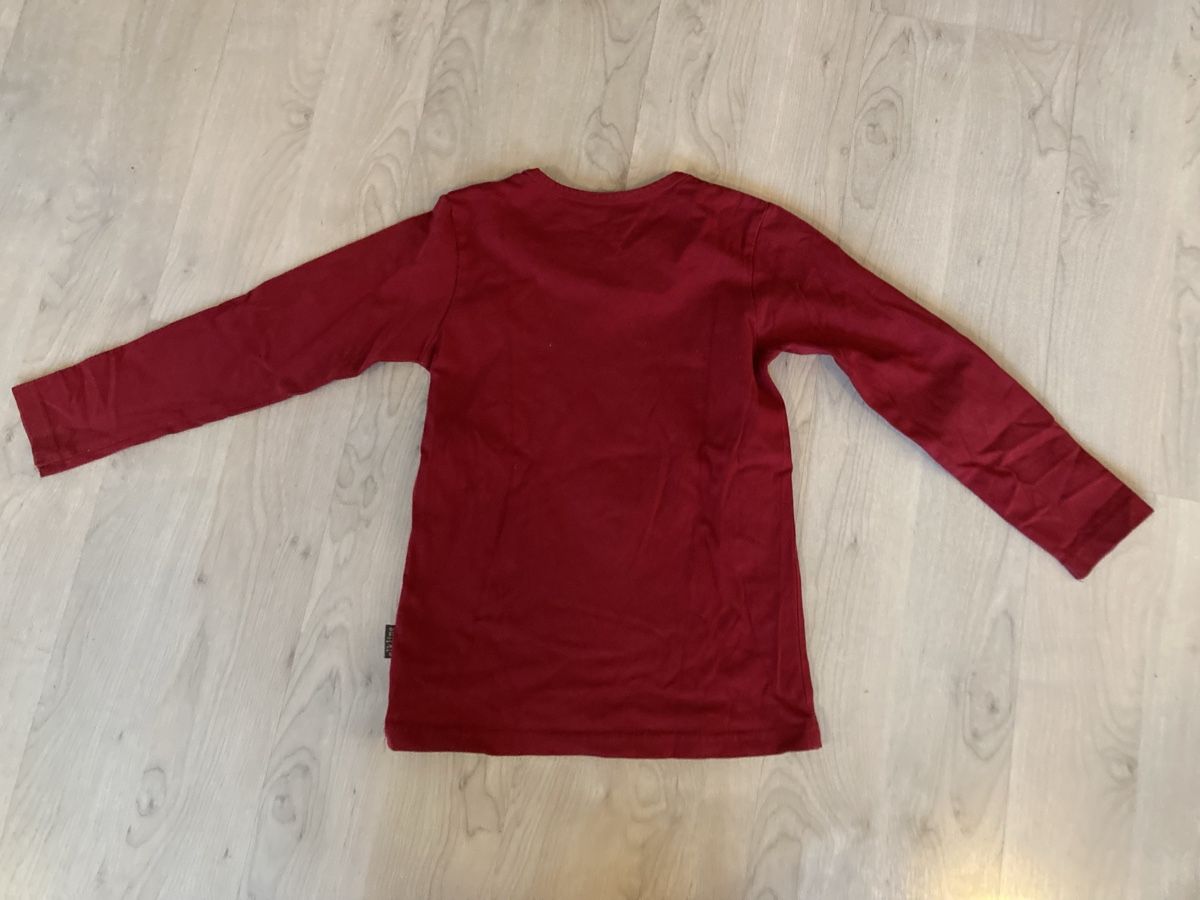 Blouses, T-shirts & Tops: Langarm T-shirt 122 Elkine – D'occasion à Amden par Karplusan 1